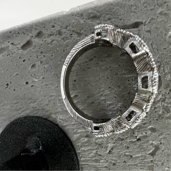 JUDITH RIPKA  SIZE 7 RING - Picture 9 of 11